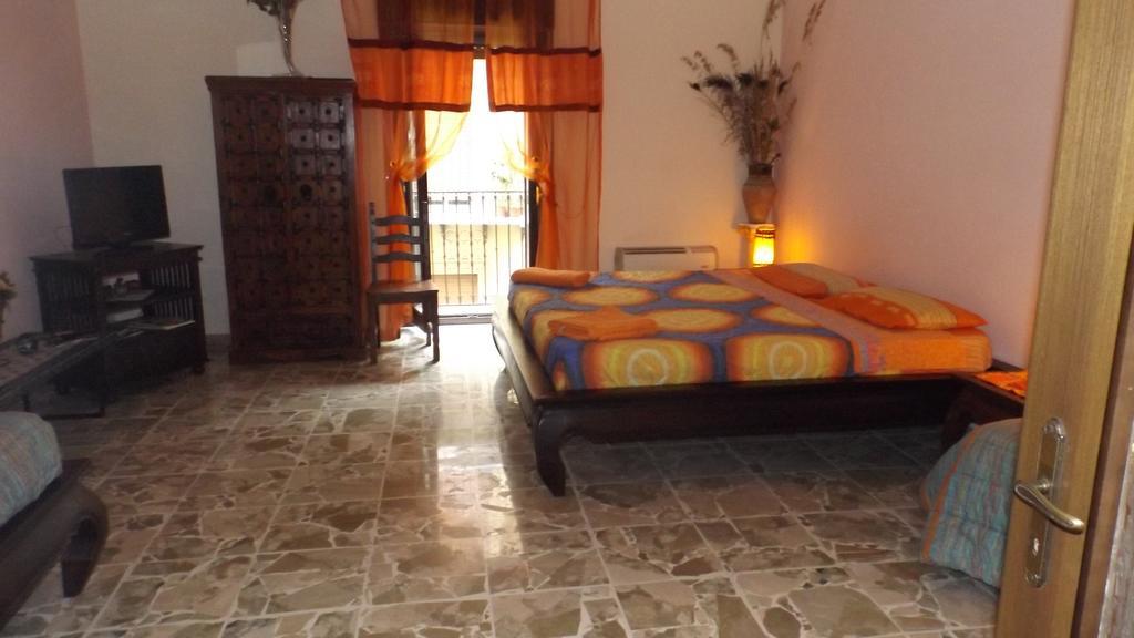 Bed And Breakfast Baobab Piazza Armerina Ngoại thất bức ảnh